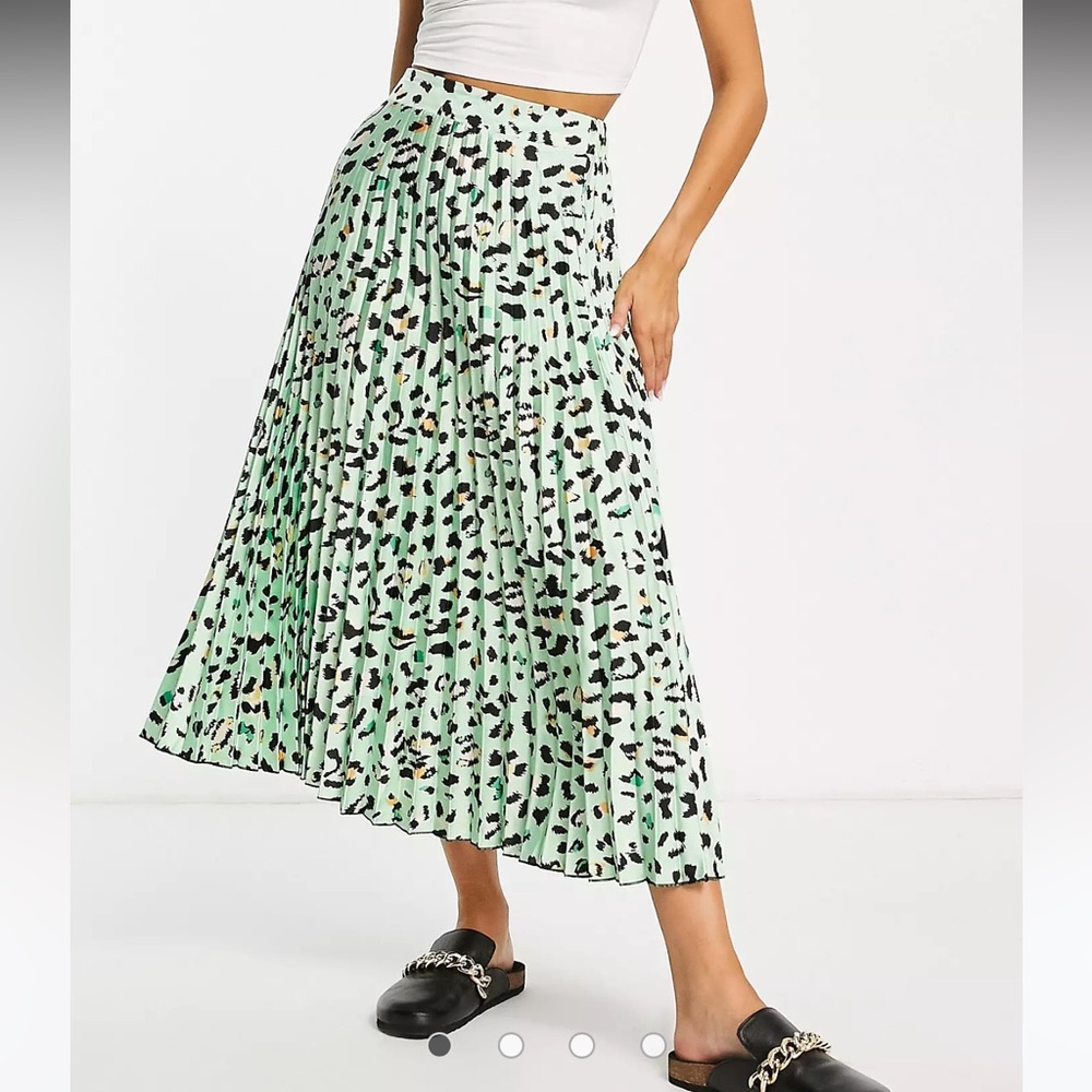 Mint Green Leopard Print Midi Pleated Skirt
